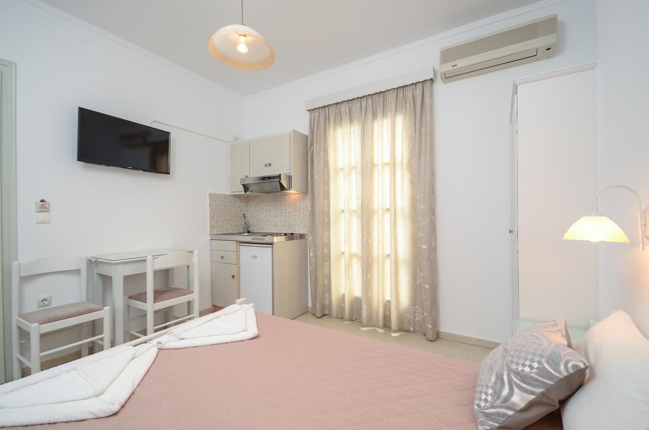Golden Beach Studios Down Town Naxos City Exterior foto