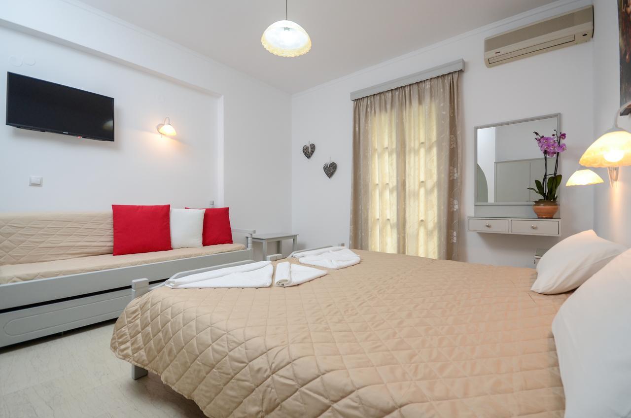 Golden Beach Studios Down Town Naxos City Exterior foto